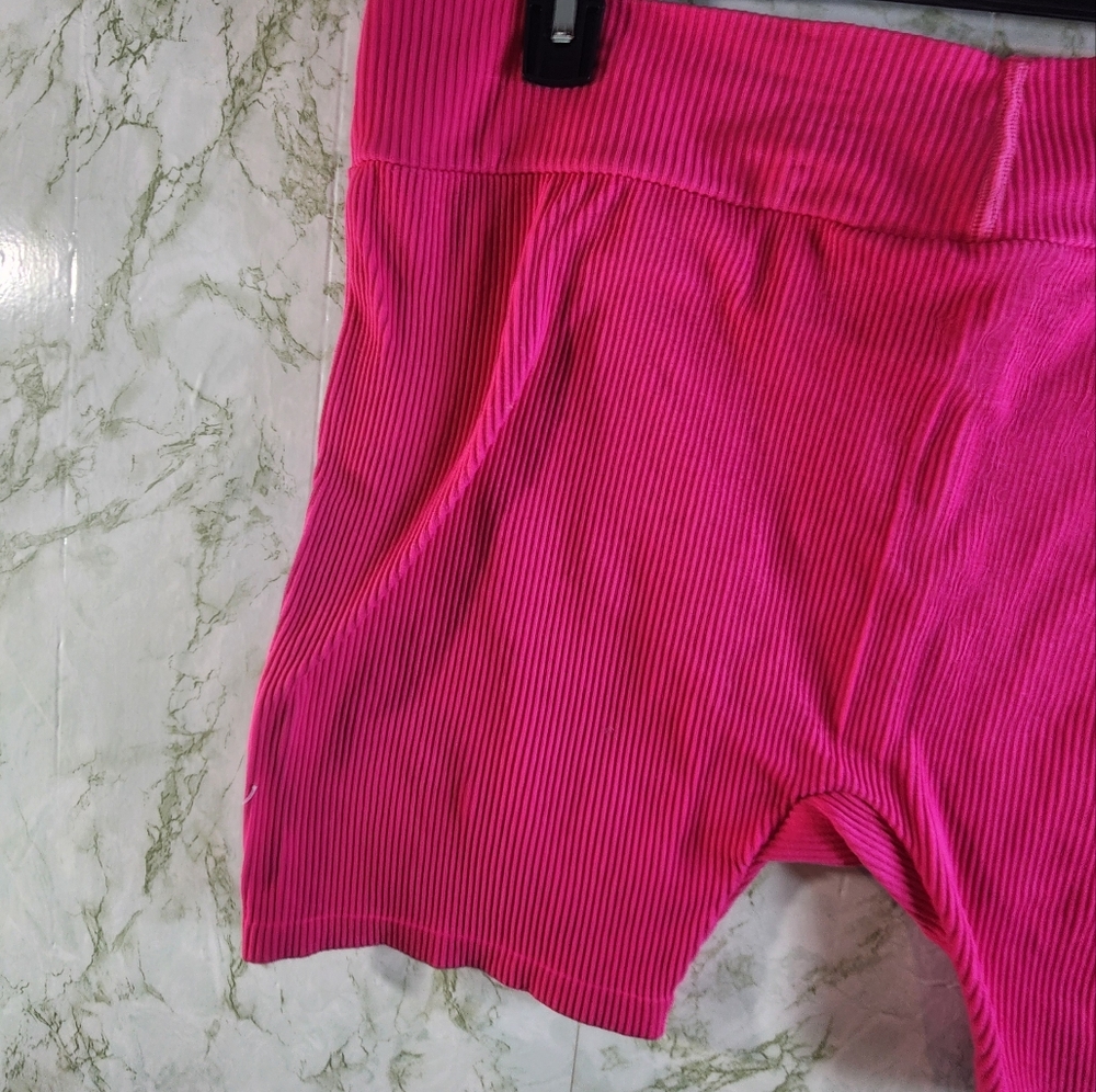 rue + Pink Ribbed Knit Shorts - Picture 6 of 8